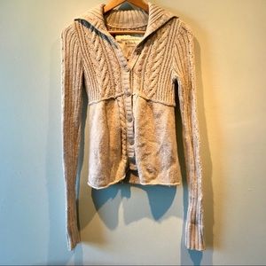 Abercrombie & Fitch sweater